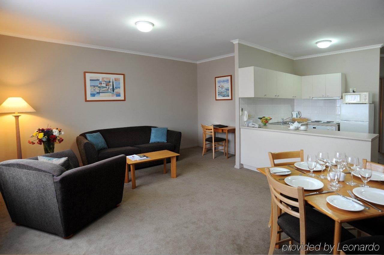 Punt Road Apartment Hotel Melbourne Oda fotoğraf